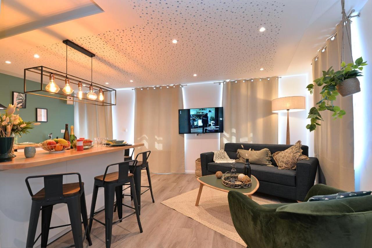 Suite Le Splendide Du Centre Historique Avec Climatisation Colmar Luaran gambar